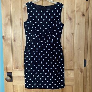 Connected Apparel Sheath Dress Size 10 Black White Polka-Dot Sleeveless Tiered